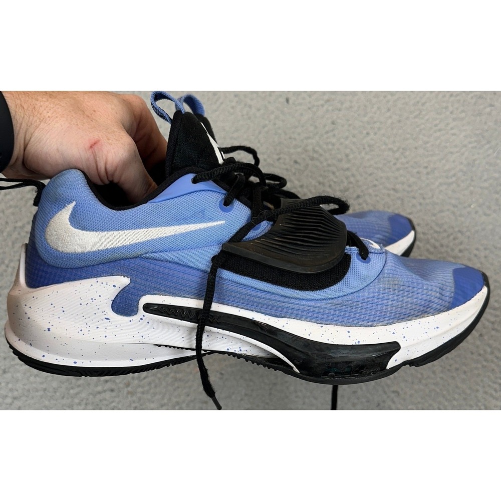 Nike Zoom Freak 3 Men 11 Dutch Blue Ghost Basketball Athletic Lace Up DA7845-400